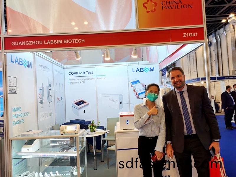 【展(zhan)會迴(hui)顧】藍(lan)勃生物精(jing)綵亮(liang)相(xiang)2022 MEDLAB Middle East